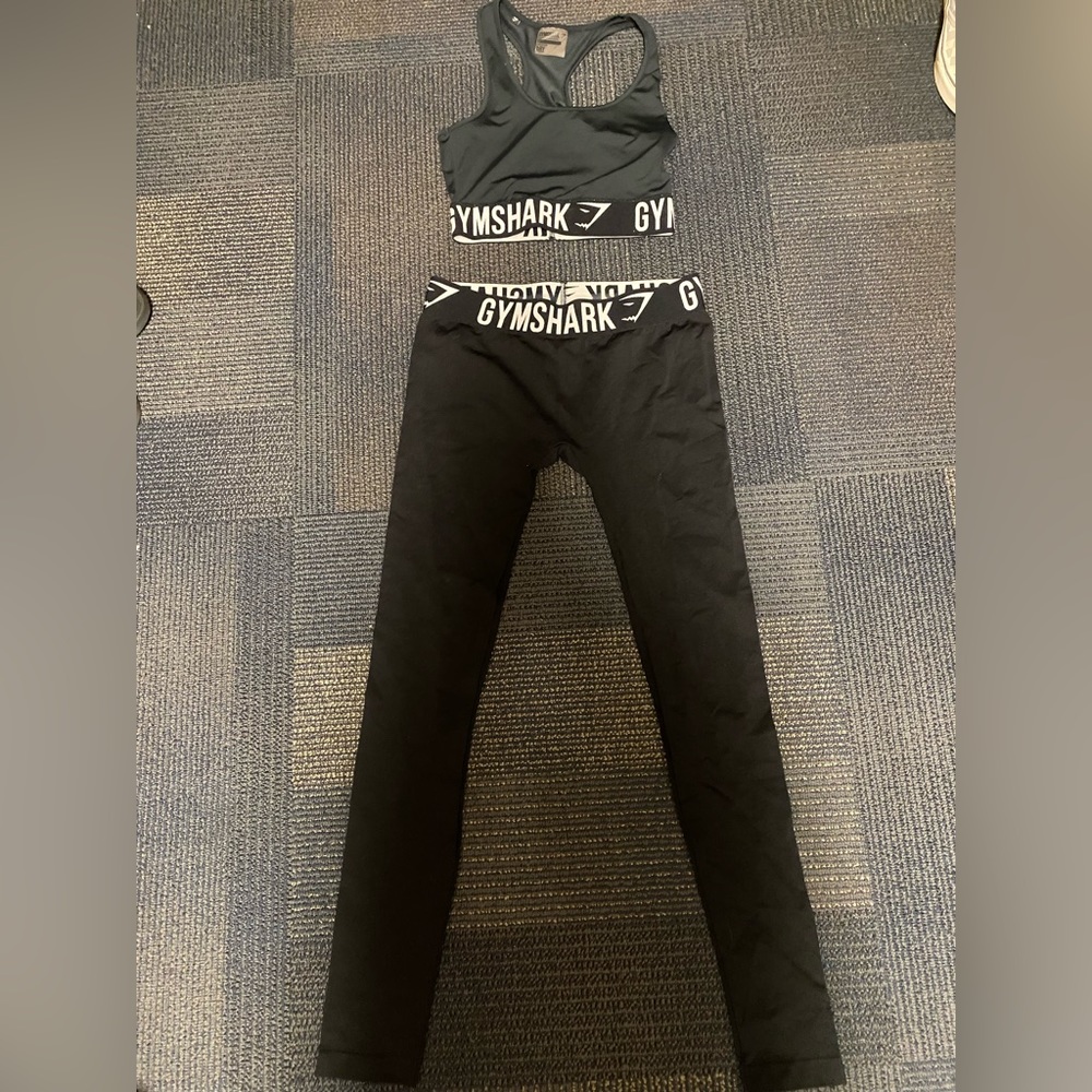 Gym Shark leggings & sports bra set
